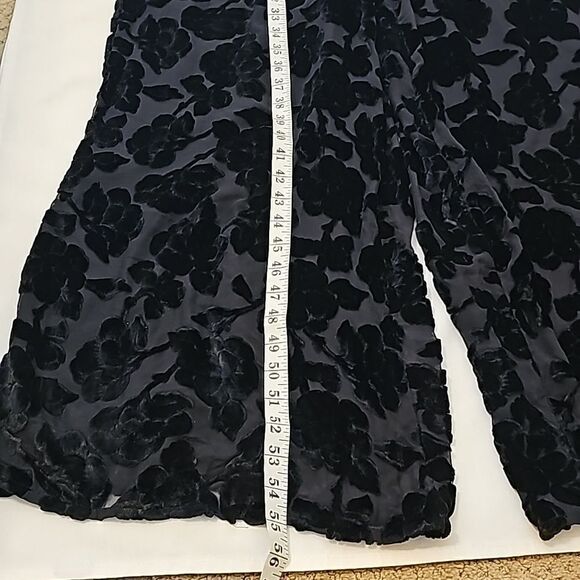 Anthropologie Maeve Laurette Velvet Jumpsuit size 4 - Picture 7 of 11